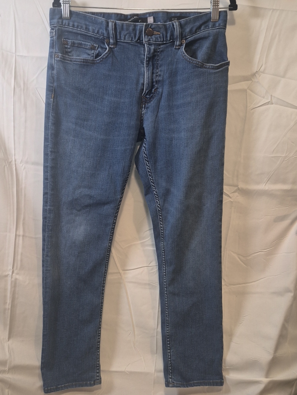 Banana Republic Men's Slim Straight Jeans in Medium Blue
